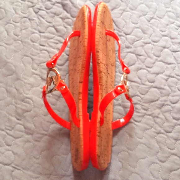 Michael Kors Sandal - Picture 4 of 4